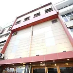 Oyo 15667 Hotel Anand